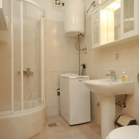 By The Sea - 8824 דוברובניק